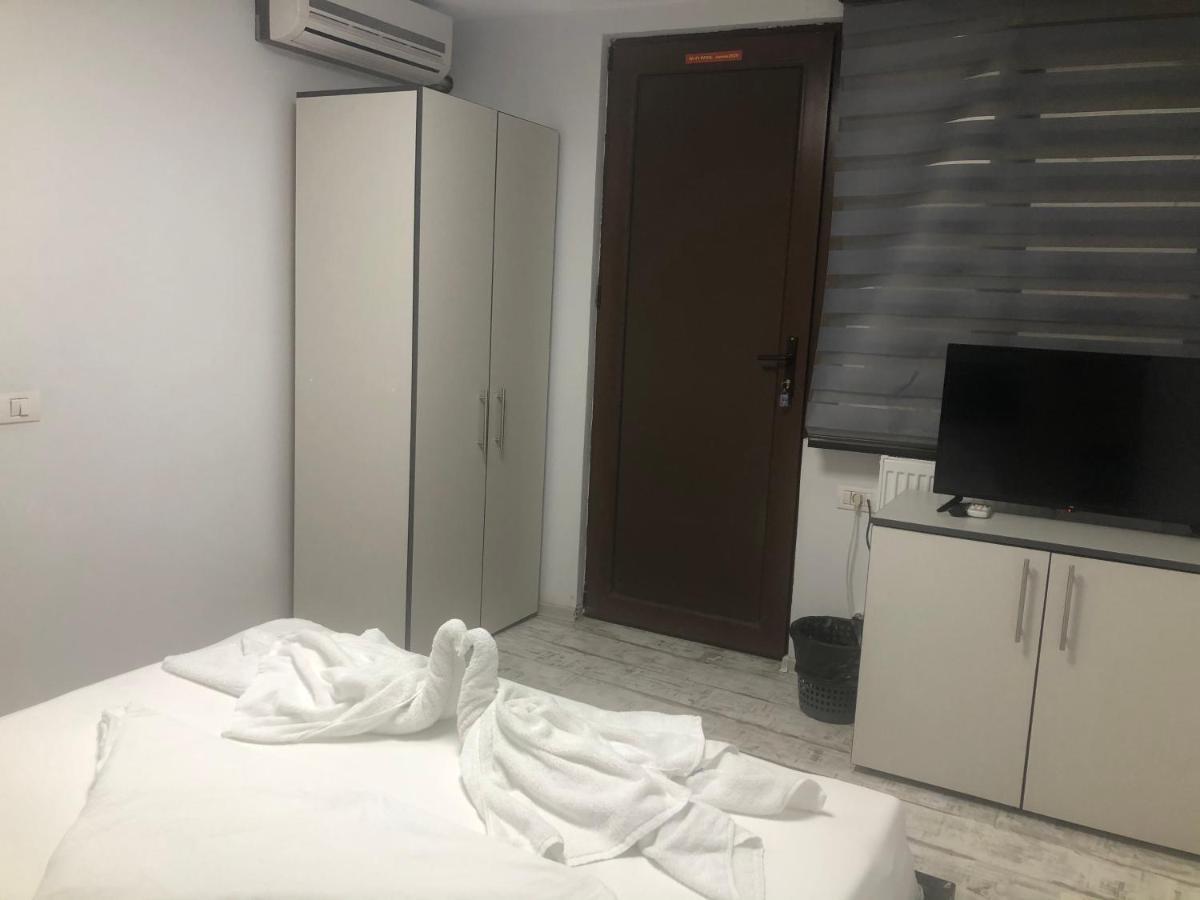 Andia Hotel Constanta Bagian luar foto
