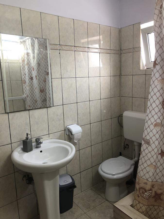Andia Hotel Constanta Bagian luar foto